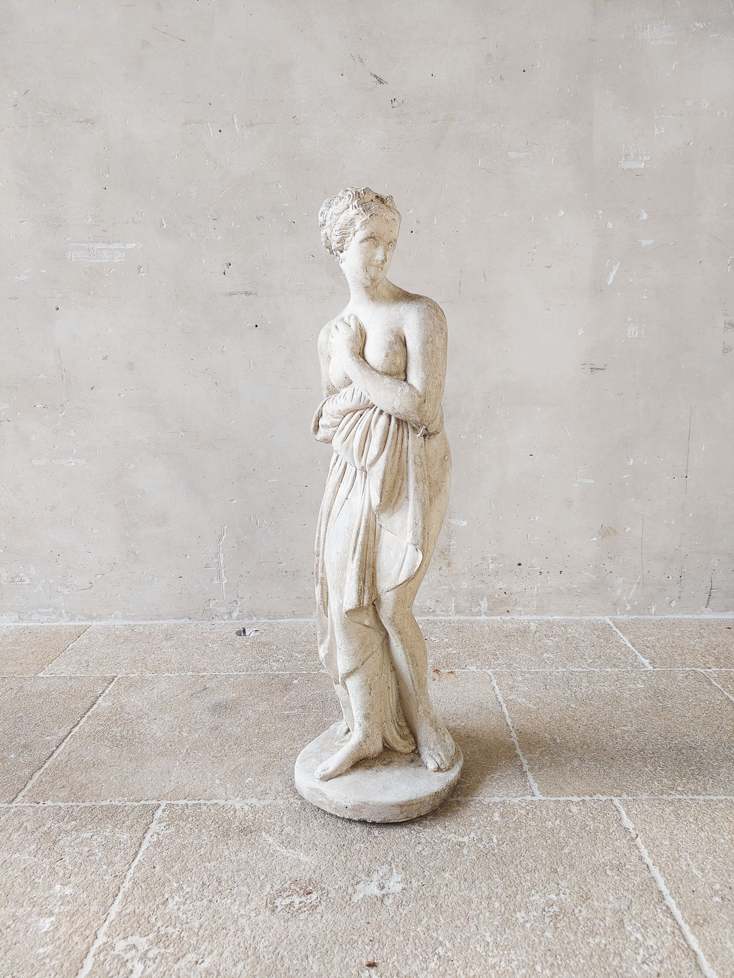 Cast garden statue depicting Venus - Piet Jonker